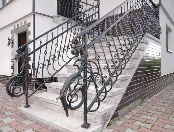 Balustrady zewnętrzne kute — realizacja 27, Kowalstwo Artystyczne Marek Mida