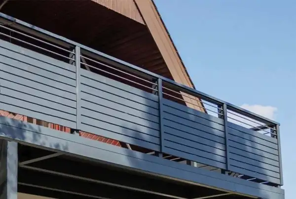 Balustrady zewnętrzne kute — realizacja 42, Kowalstwo Artystyczne Marek Mida