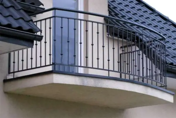 Balustrady zewnętrzne kute — realizacja 46, Kowalstwo Artystyczne Marek Mida