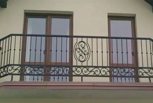 Balustrady zewnętrzne kute — realizacja 56, Kowalstwo Artystyczne Marek Mida