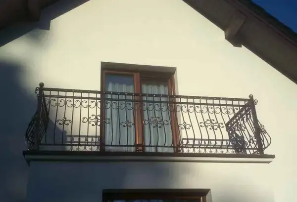 Balustrady zewnętrzne kute — realizacja 61, Kowalstwo Artystyczne Marek Mida