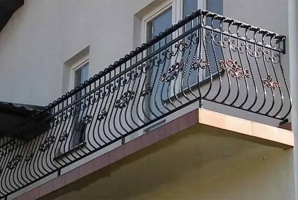 Balustrady zewnętrzne kute — realizacja 62, Kowalstwo Artystyczne Marek Mida