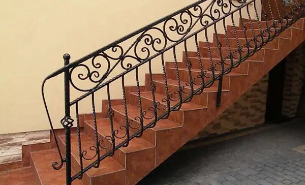 Balustrady zewnętrzne kute — realizacja 65, Kowalstwo Artystyczne Marek Mida