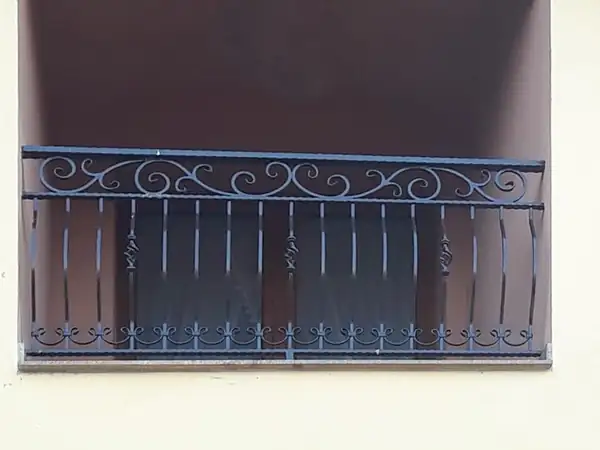 Balustrady zewnętrzne kute — realizacja 69, Kowalstwo Artystyczne Marek Mida