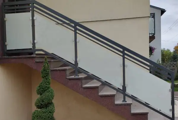Balustrady zewnętrzne kute — realizacja 90, Kowalstwo Artystyczne Marek Mida