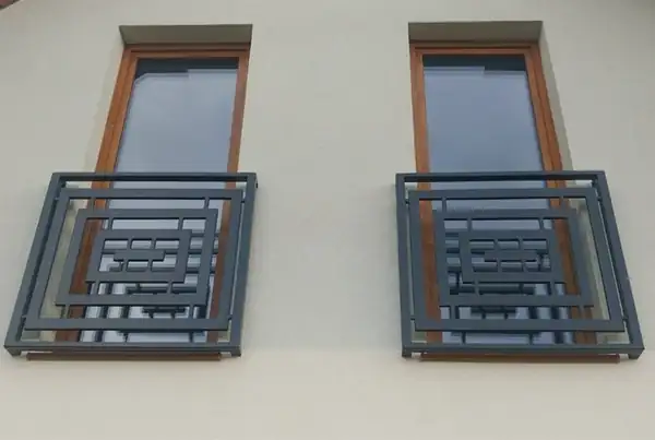 Balustrady zewnętrzne kute — realizacja 94, Kowalstwo Artystyczne Marek Mida