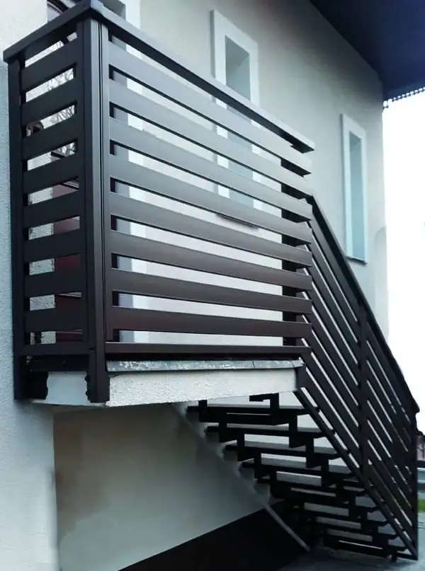 Balustrady zewnętrzne kute — realizacja 115, Kowalstwo Artystyczne Marek Mida