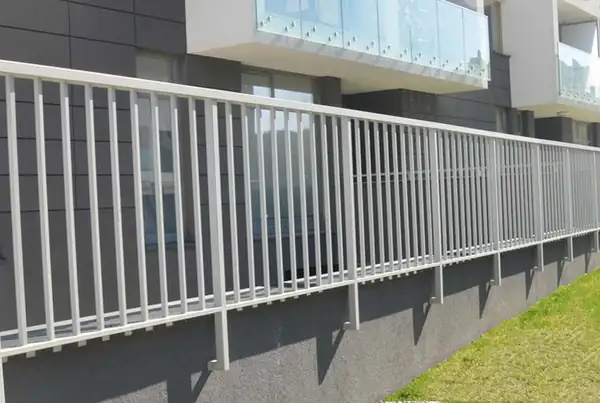 Zlecenia dla budynków wielorodzinnych — realizacja 2, Kowalstwo Artystyczne Marek Mida