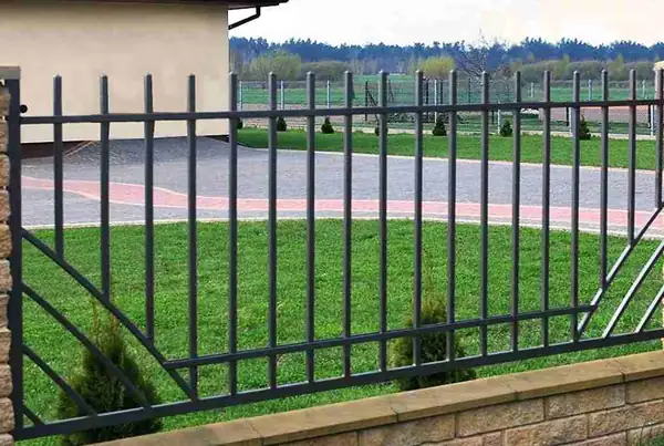 Segmenty ogrodzeniowe kute — realizacja 10, Kowalstwo Artystyczne Marek Mida