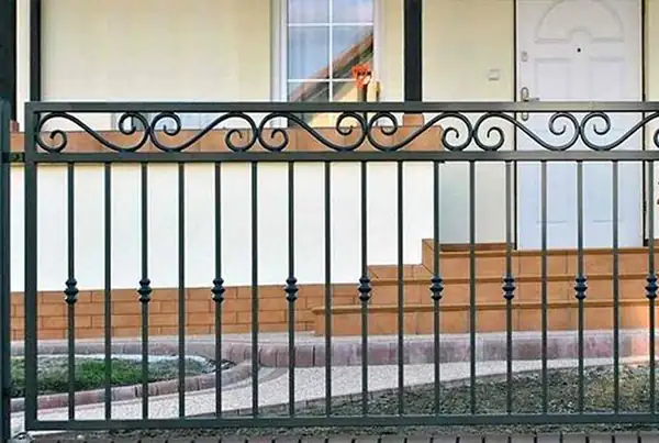 Segmenty ogrodzeniowe kute — realizacja 12, Kowalstwo Artystyczne Marek Mida