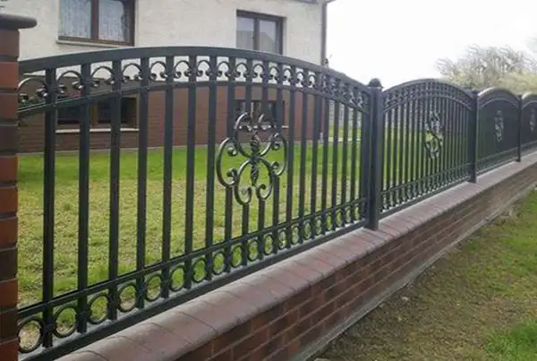Segmenty ogrodzeniowe kute — realizacja 51, Kowalstwo Artystyczne Marek Mida