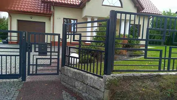 Segmenty ogrodzeniowe kute — realizacja 82, Kowalstwo Artystyczne Marek Mida
